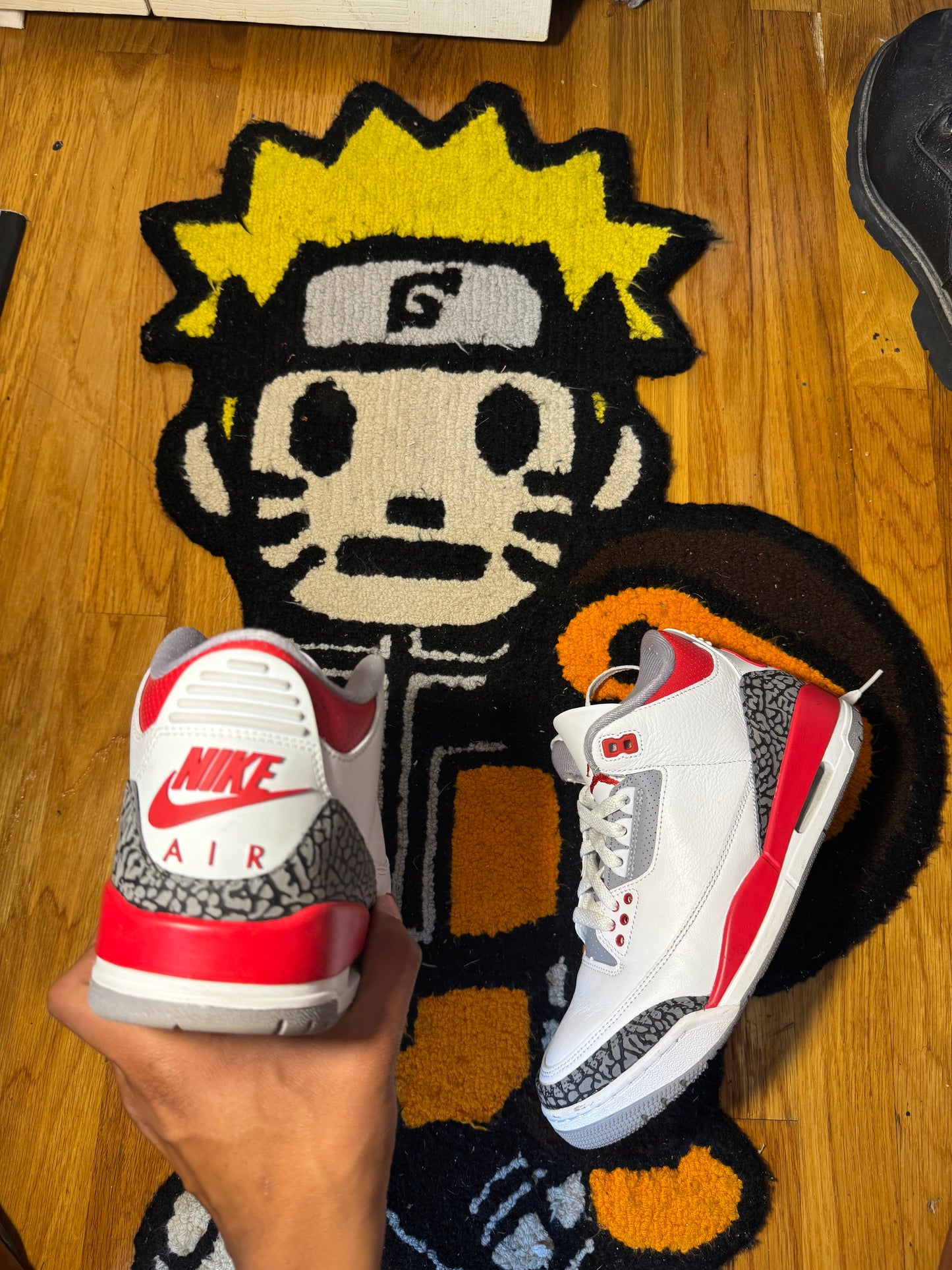 Fire Red 3's (Sz 8)