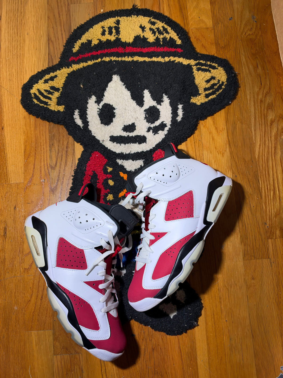 Carmine 6 Sz 11