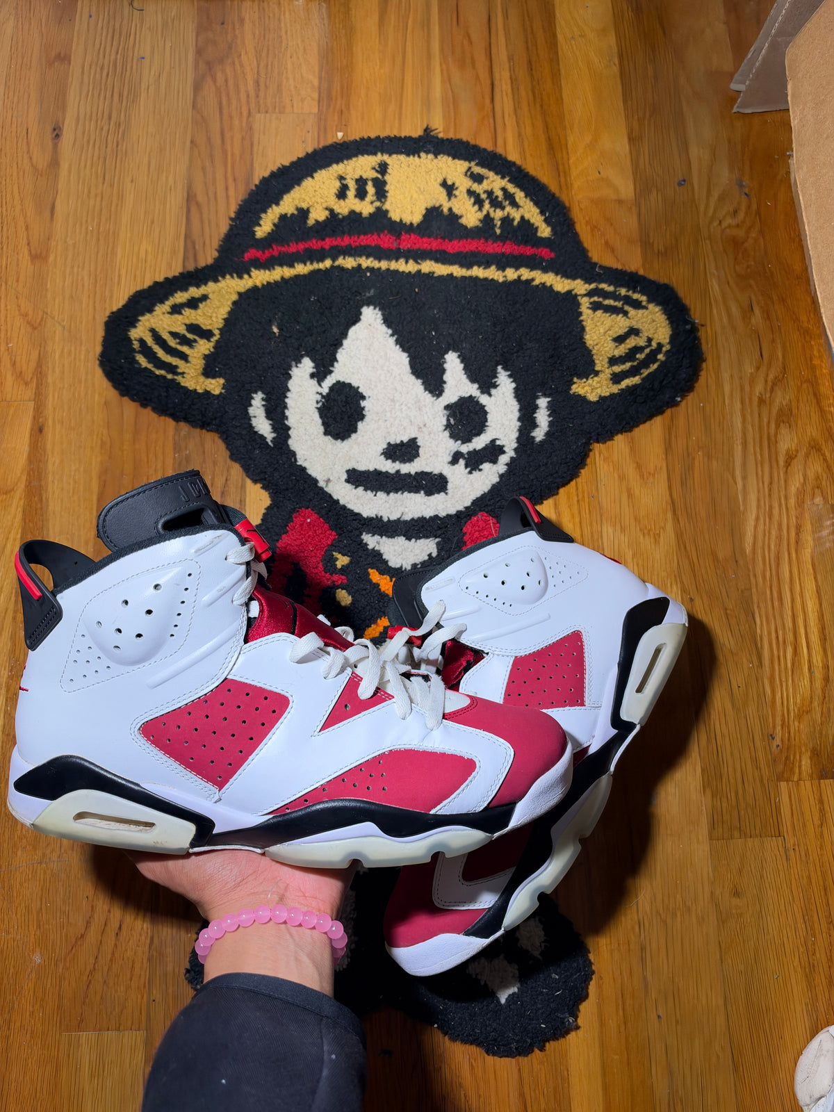 Carmine 6 Sz 11