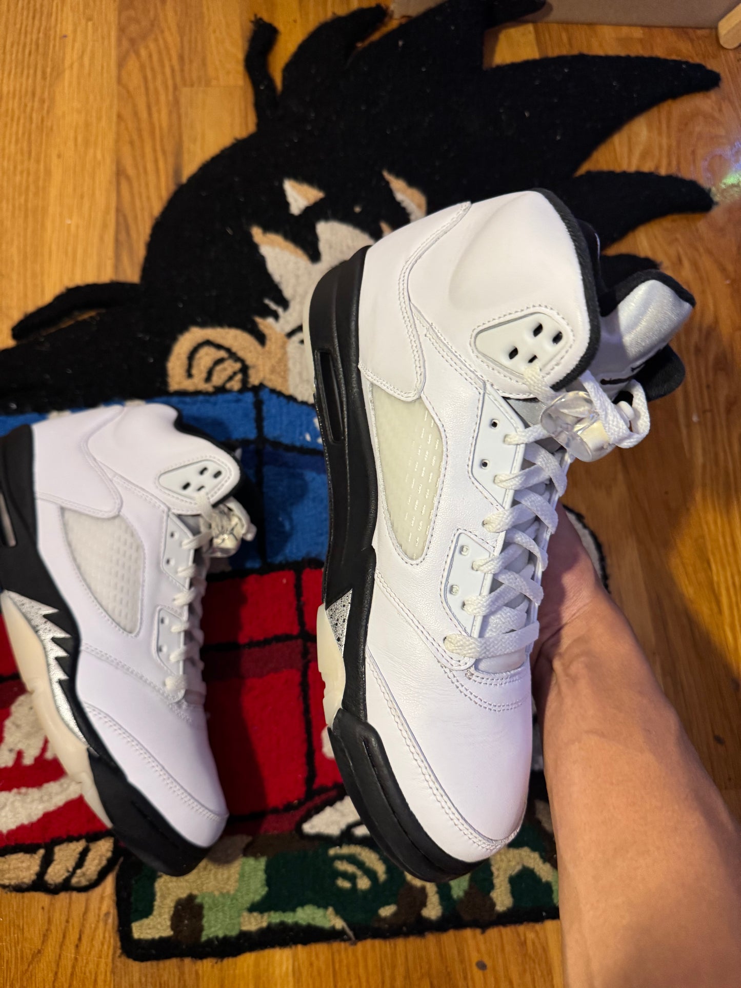 White metallic 5 Sz 11