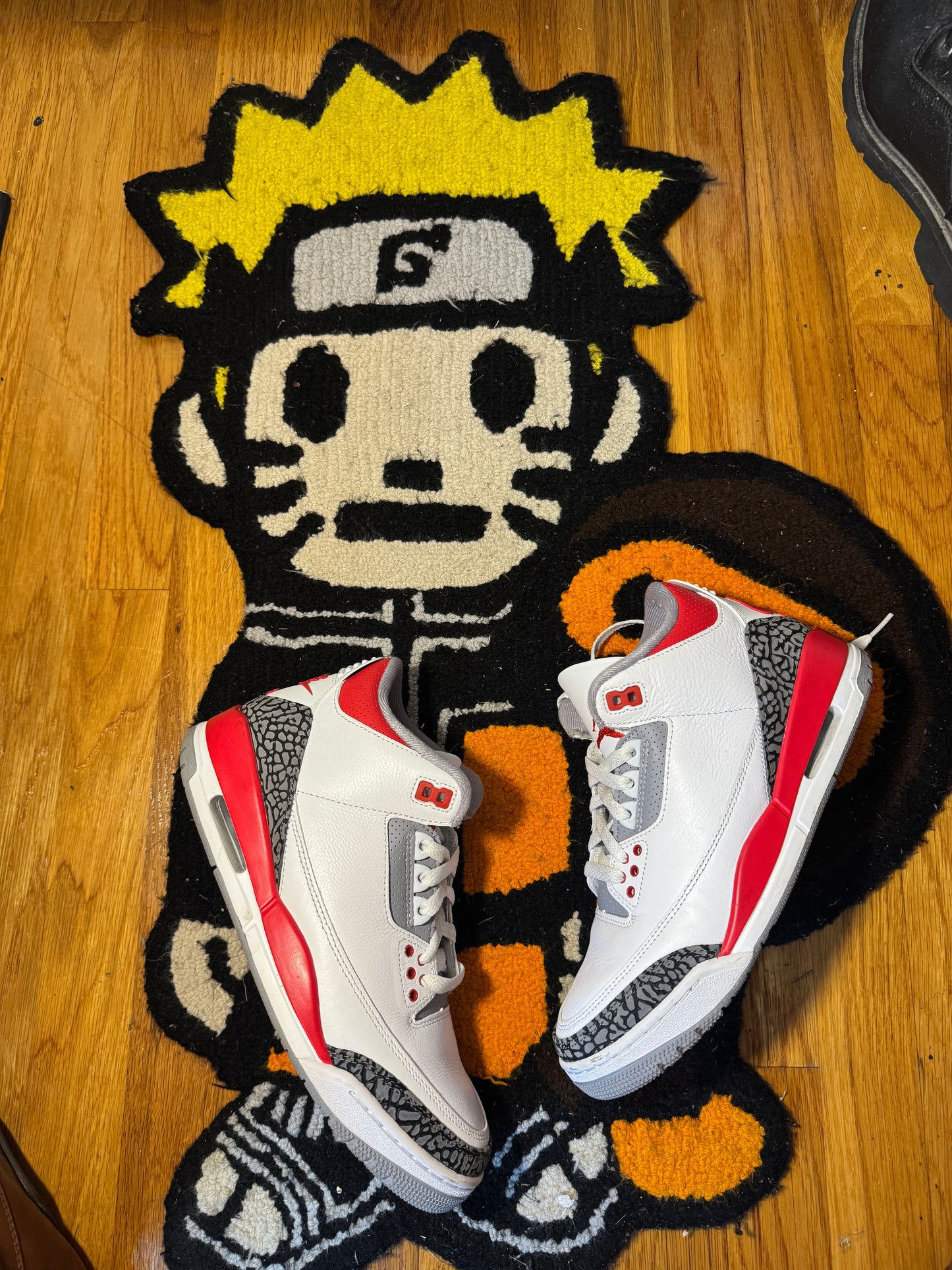 Fire Red 3's (Sz 8)