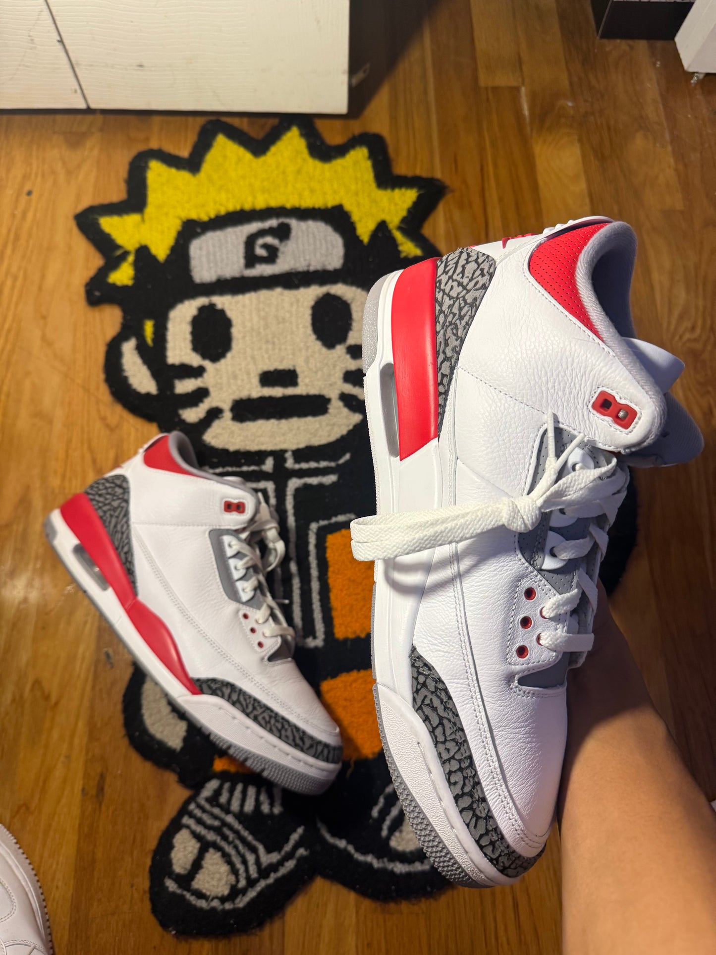 Fire Red 3's (Sz 13)