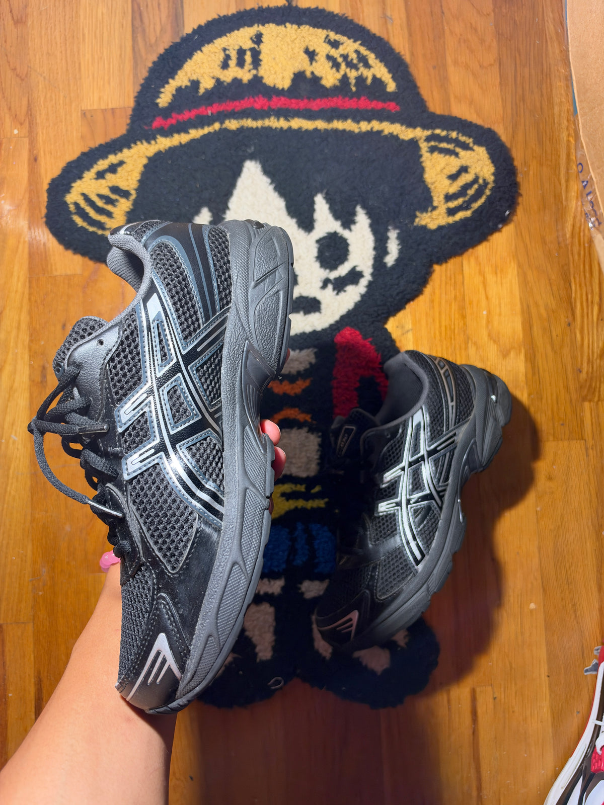 ASICs Sz 9