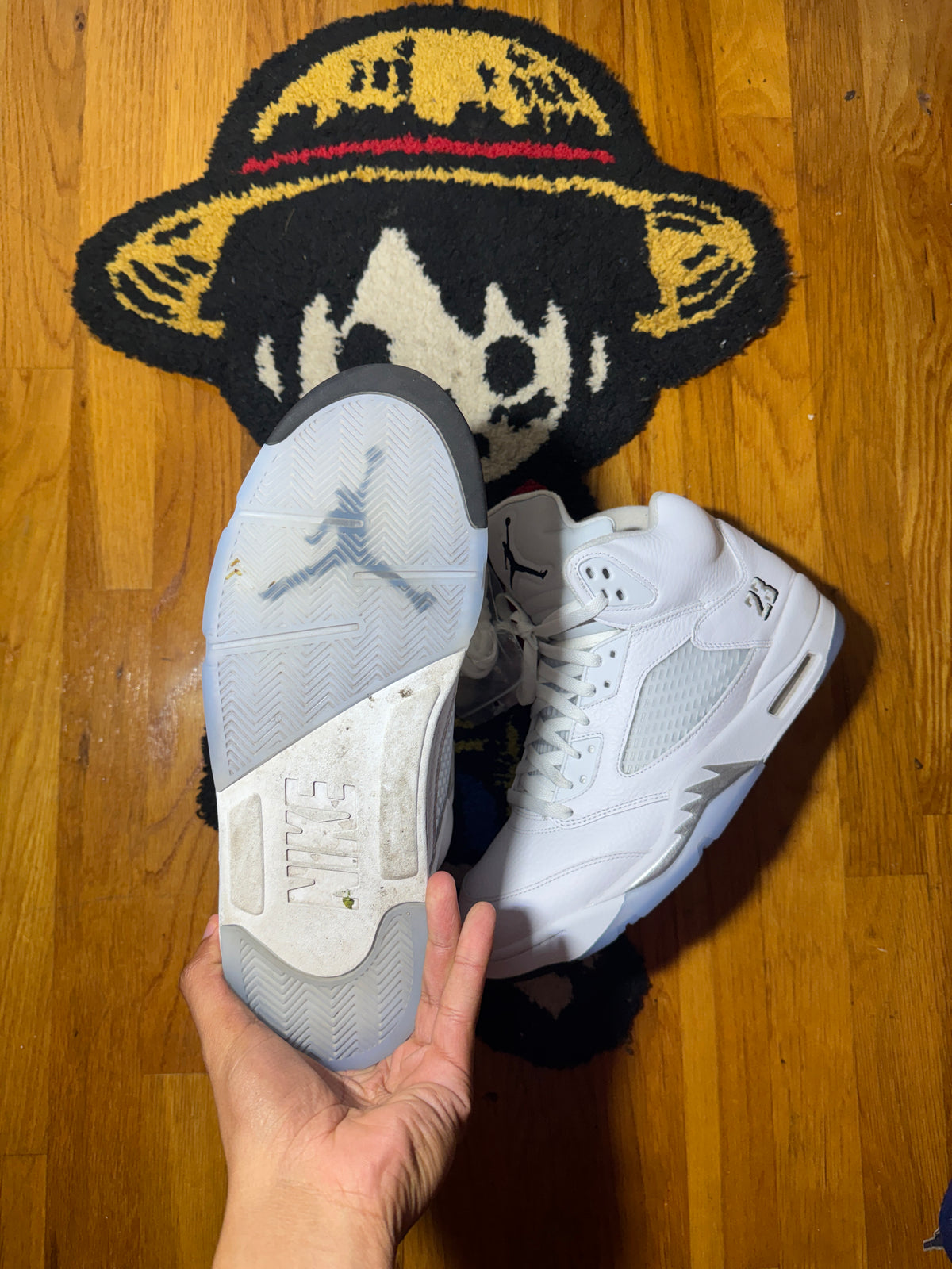 White metallic 5 Sz 12