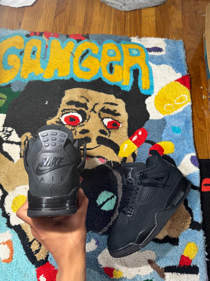 Black cat 4 Sz 9