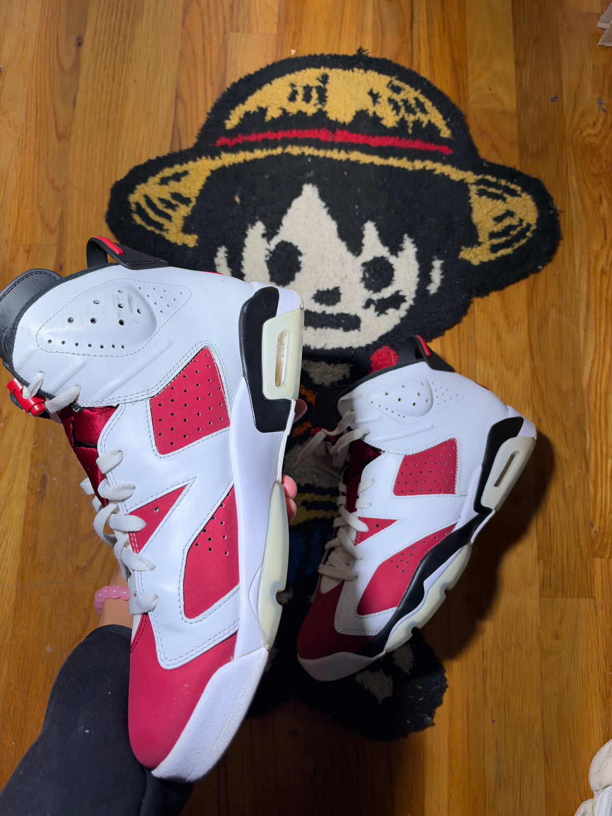 Carmine 6 Sz 11