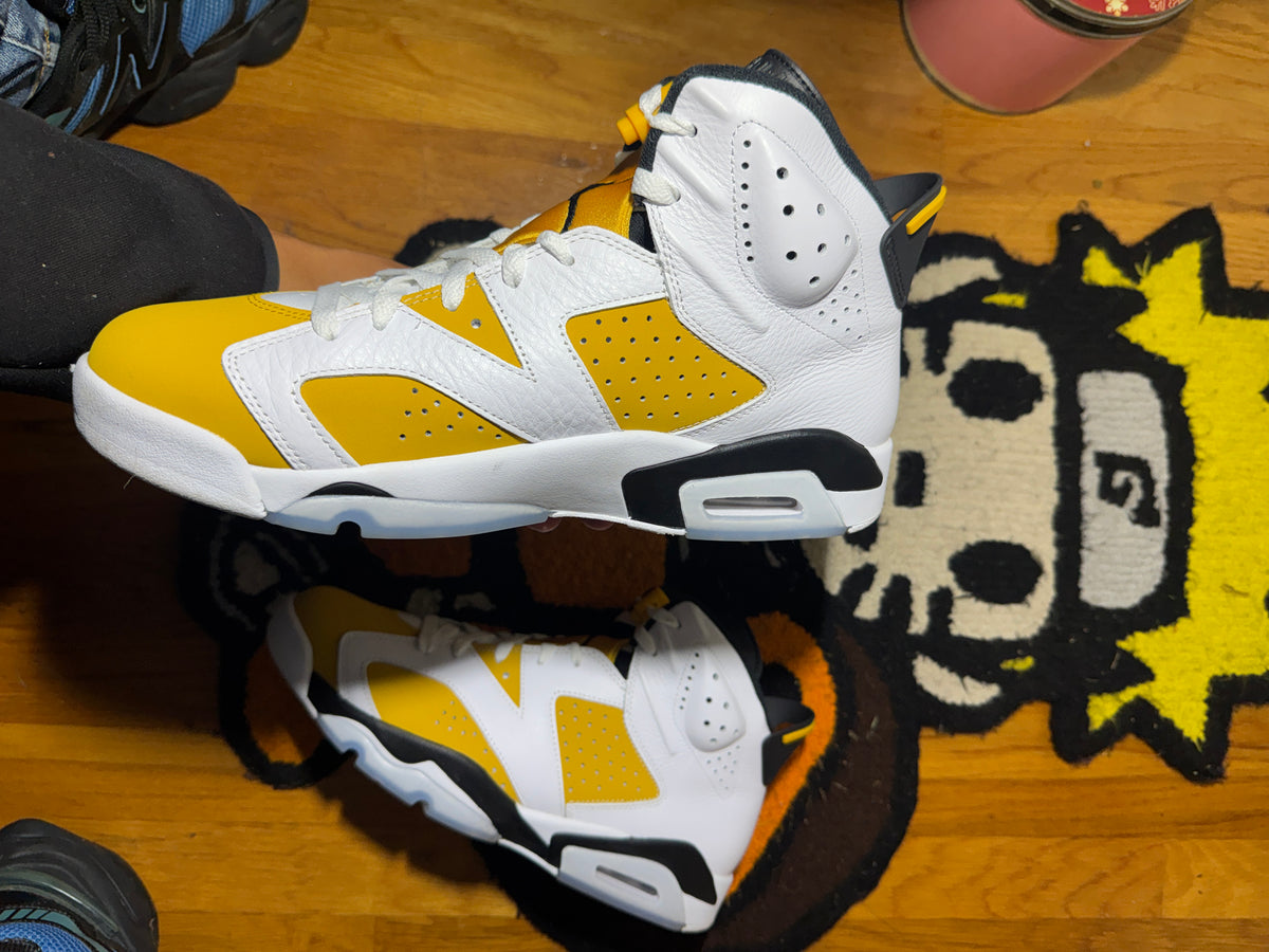 Yellow orchid 6 Sz 12