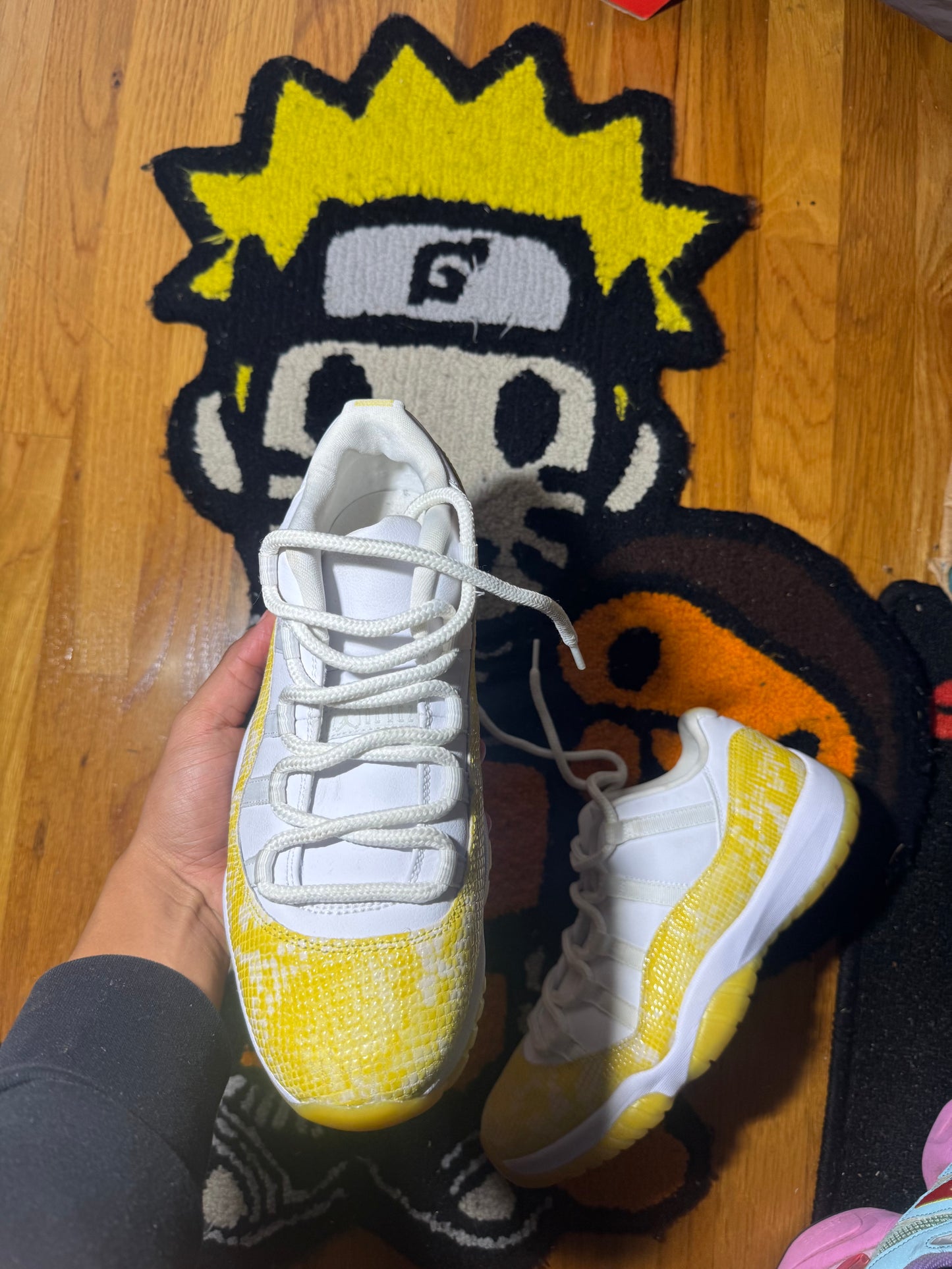 Yellow 11 Sz 9.5