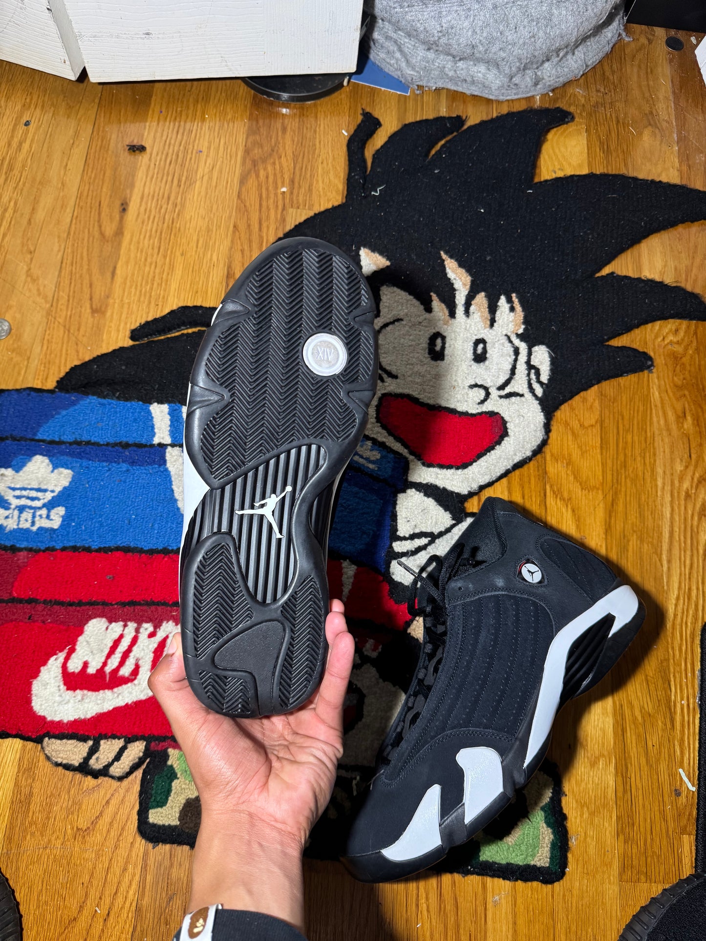 black/white Sz 13