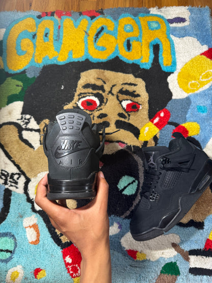 Black cat 4 Sz 9