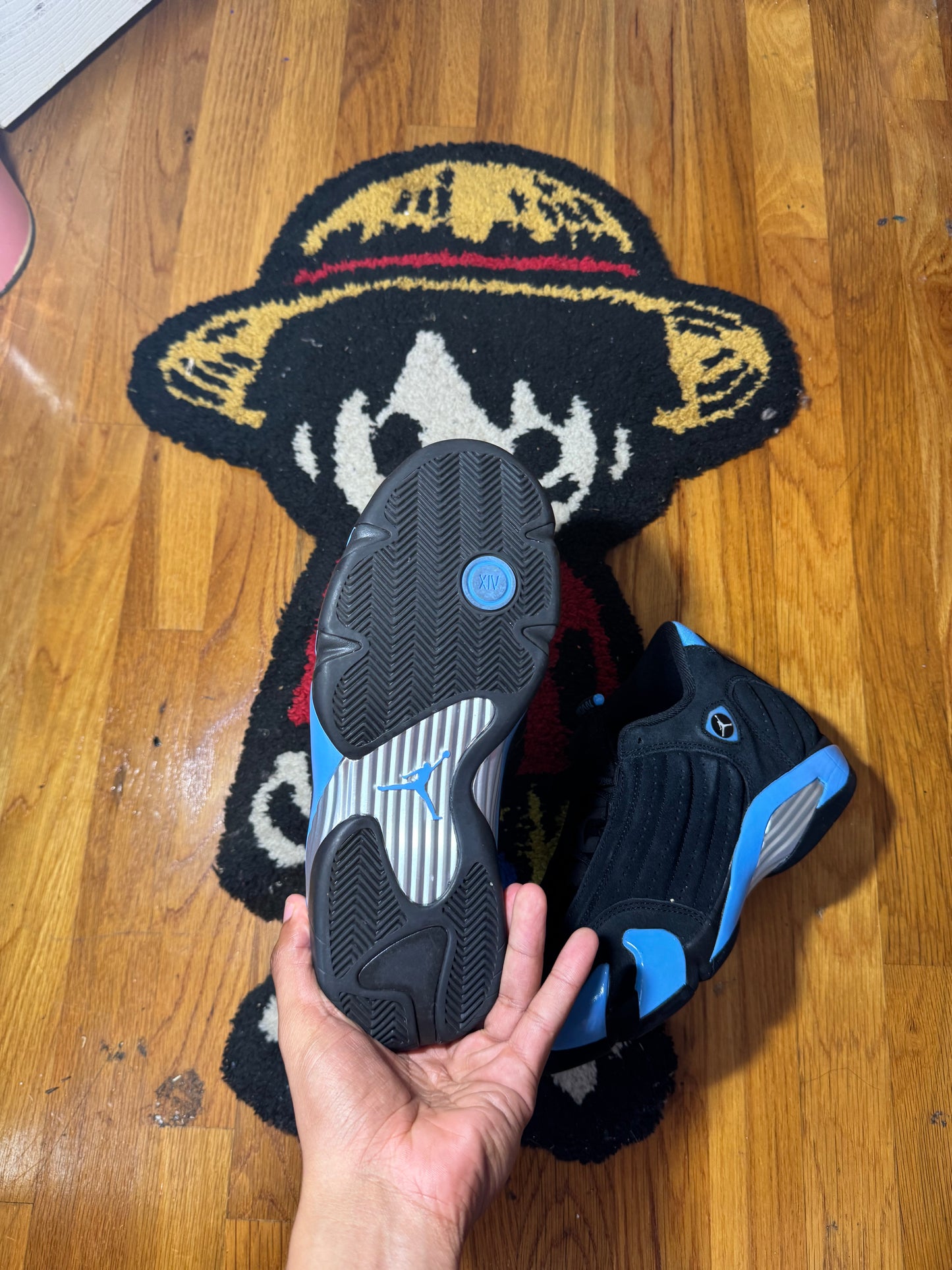 UNC 14 Sz 8.5