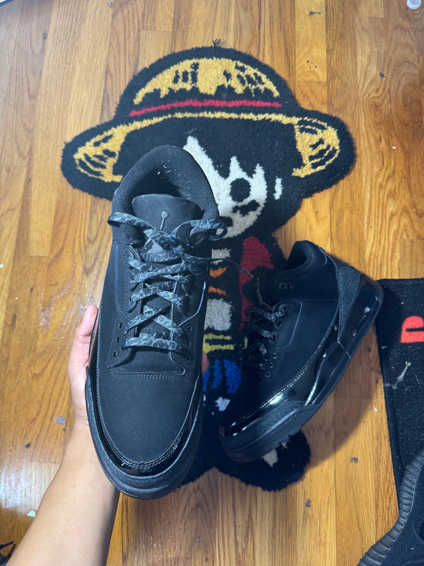 Black cat 3 sz 13