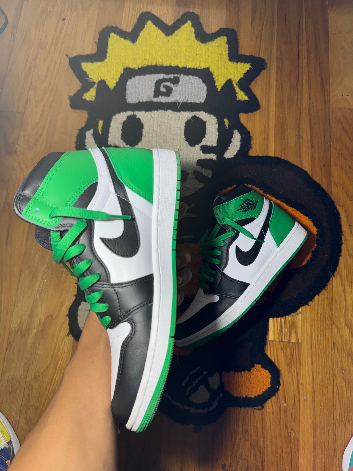 Lucky green 1 Sz 9.5 (has black laces)