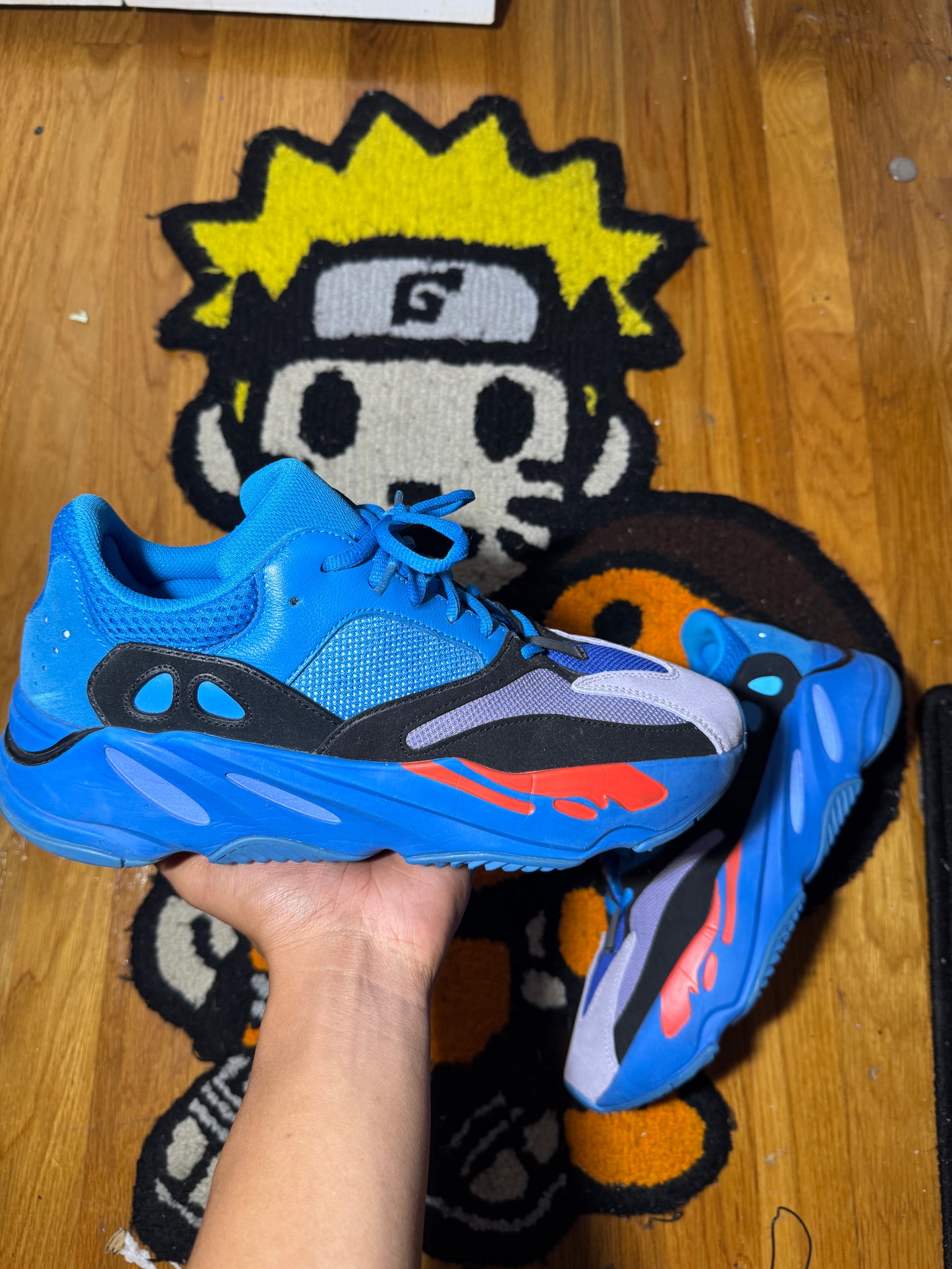Blue Yeezy 700 Sz 10.5