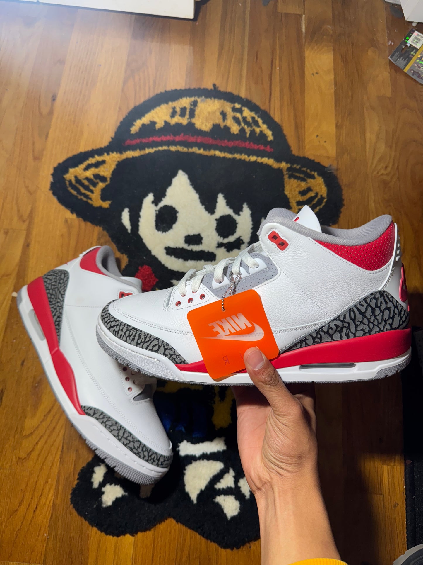 Fire Red 3's (Sz 13)