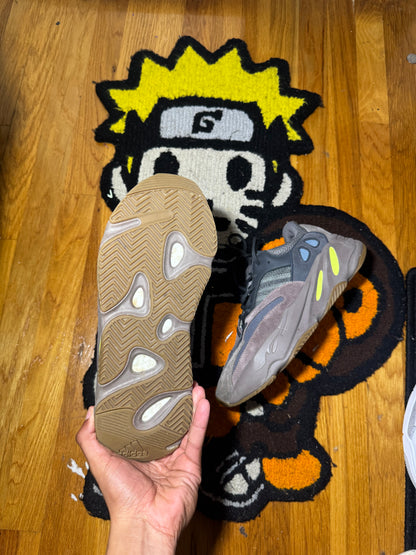 Yeezy 700 Sz 10.5