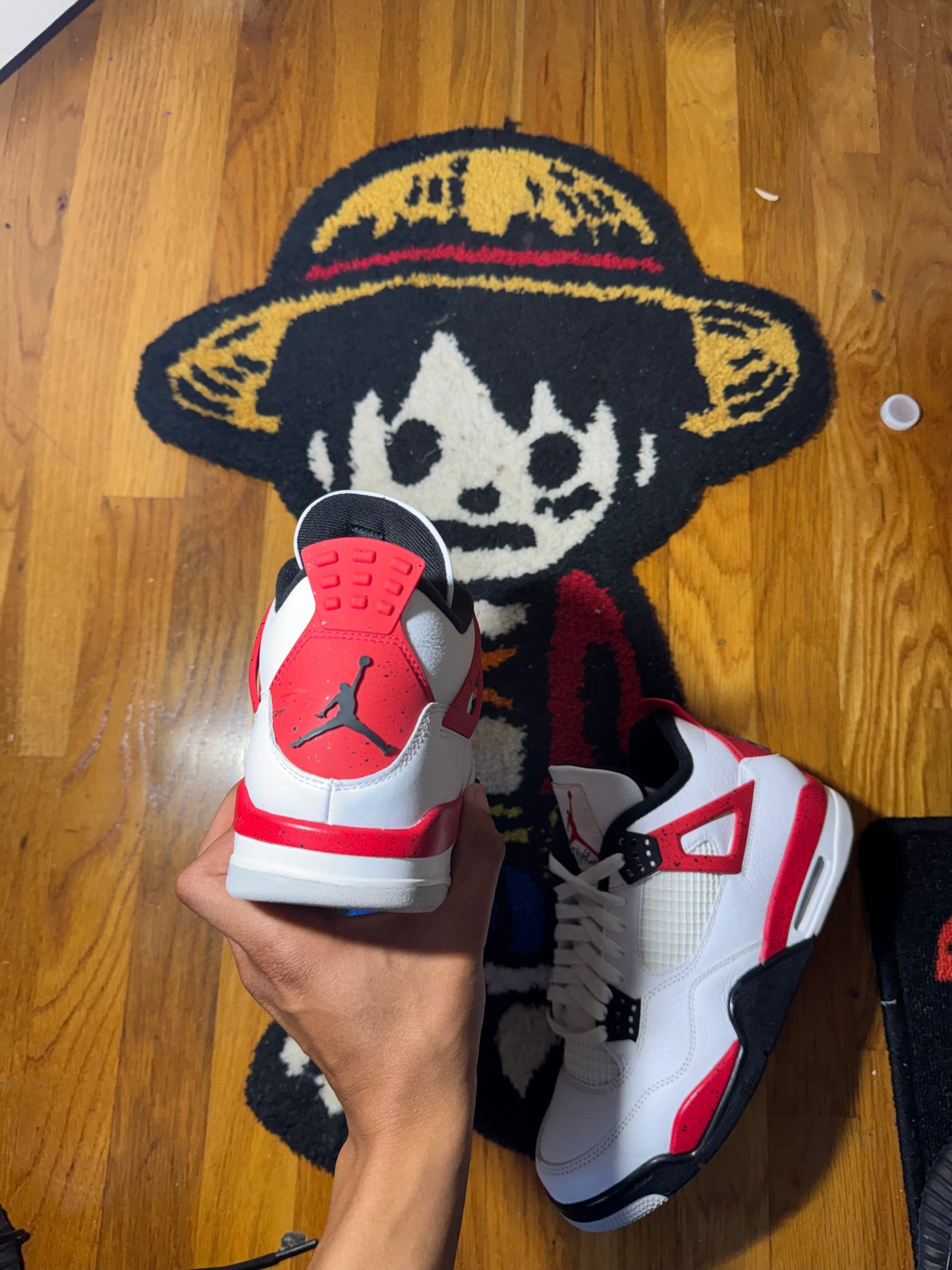 Red cement 4 sz 8.5