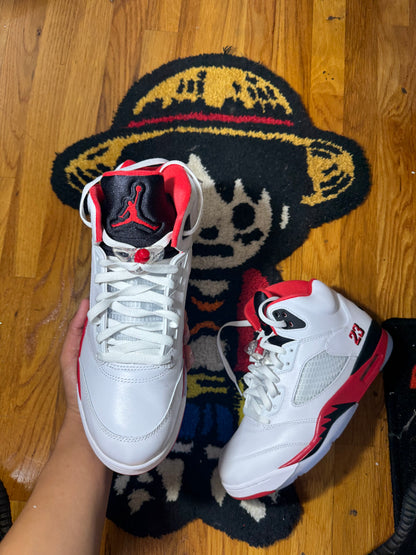 Fire red 5 Sz 8.5
