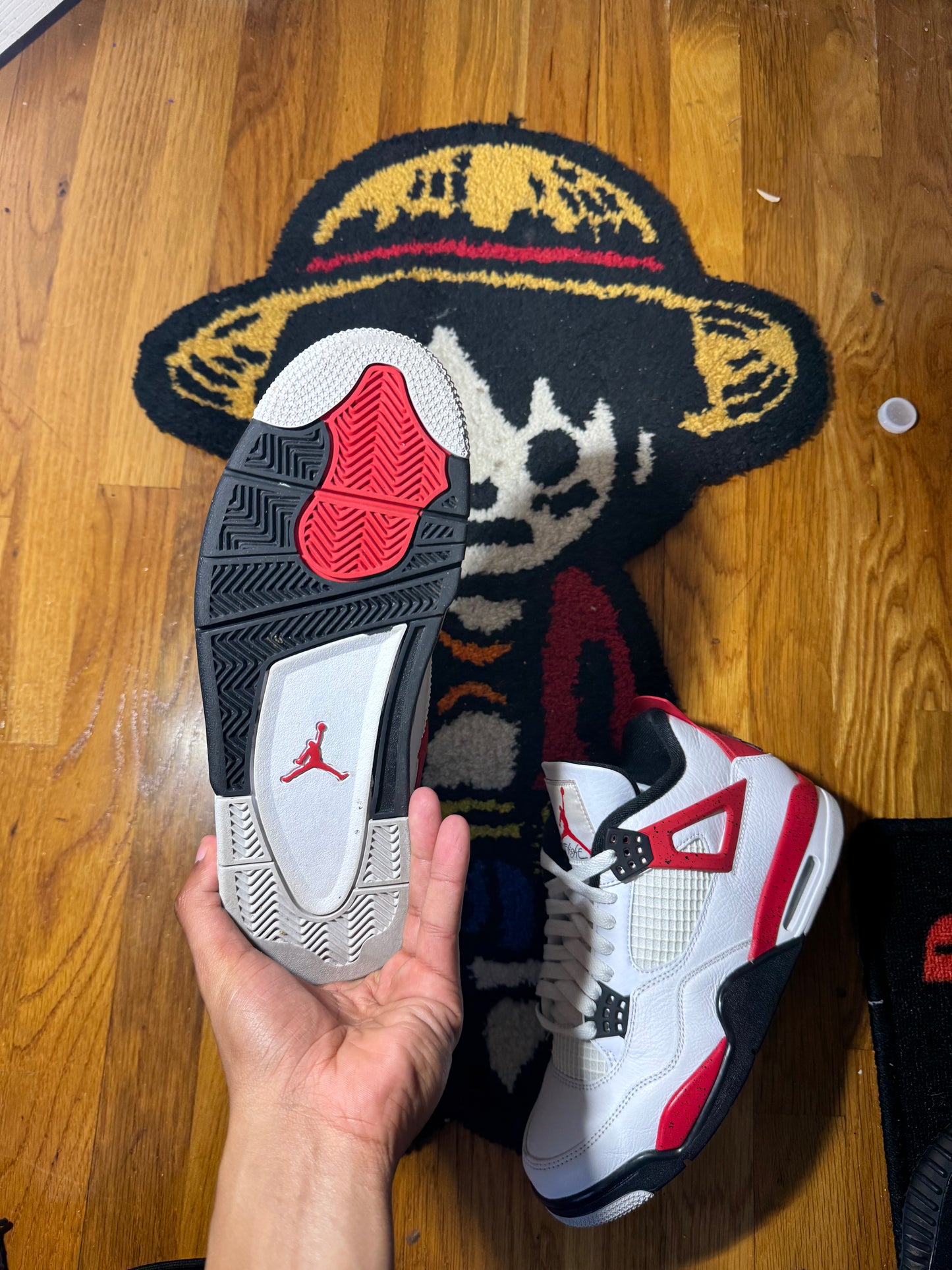 Red cement 4 sz 8.5