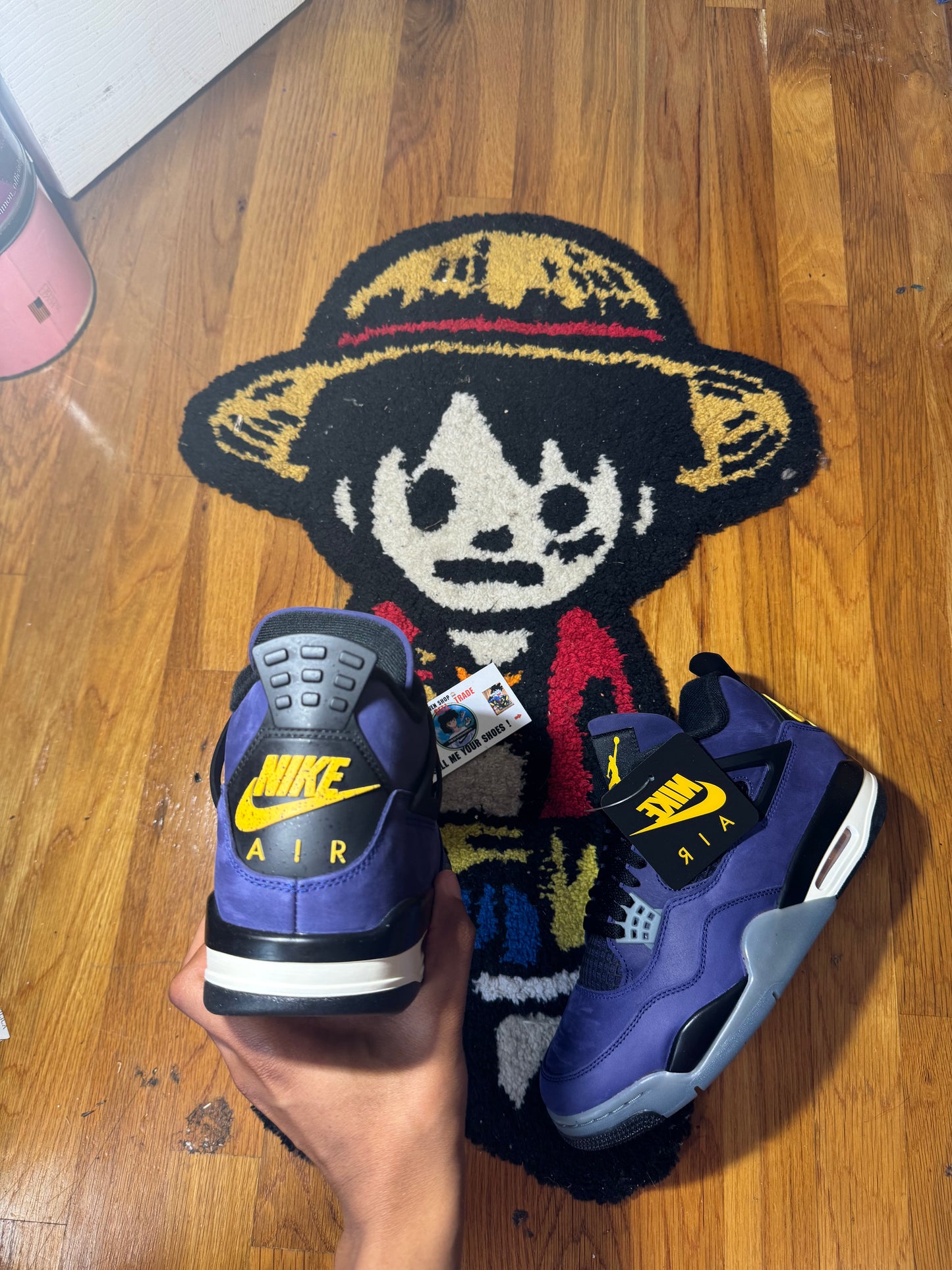 Lakers 4 Sz 9.5 (brand new)