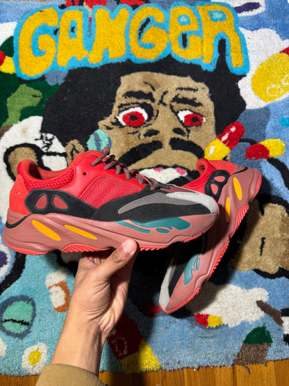 Red Yeezy 700 Sz 9.5 (no box)
