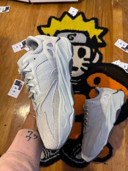 Yeezy Boost 700 "Analog" (11.5)