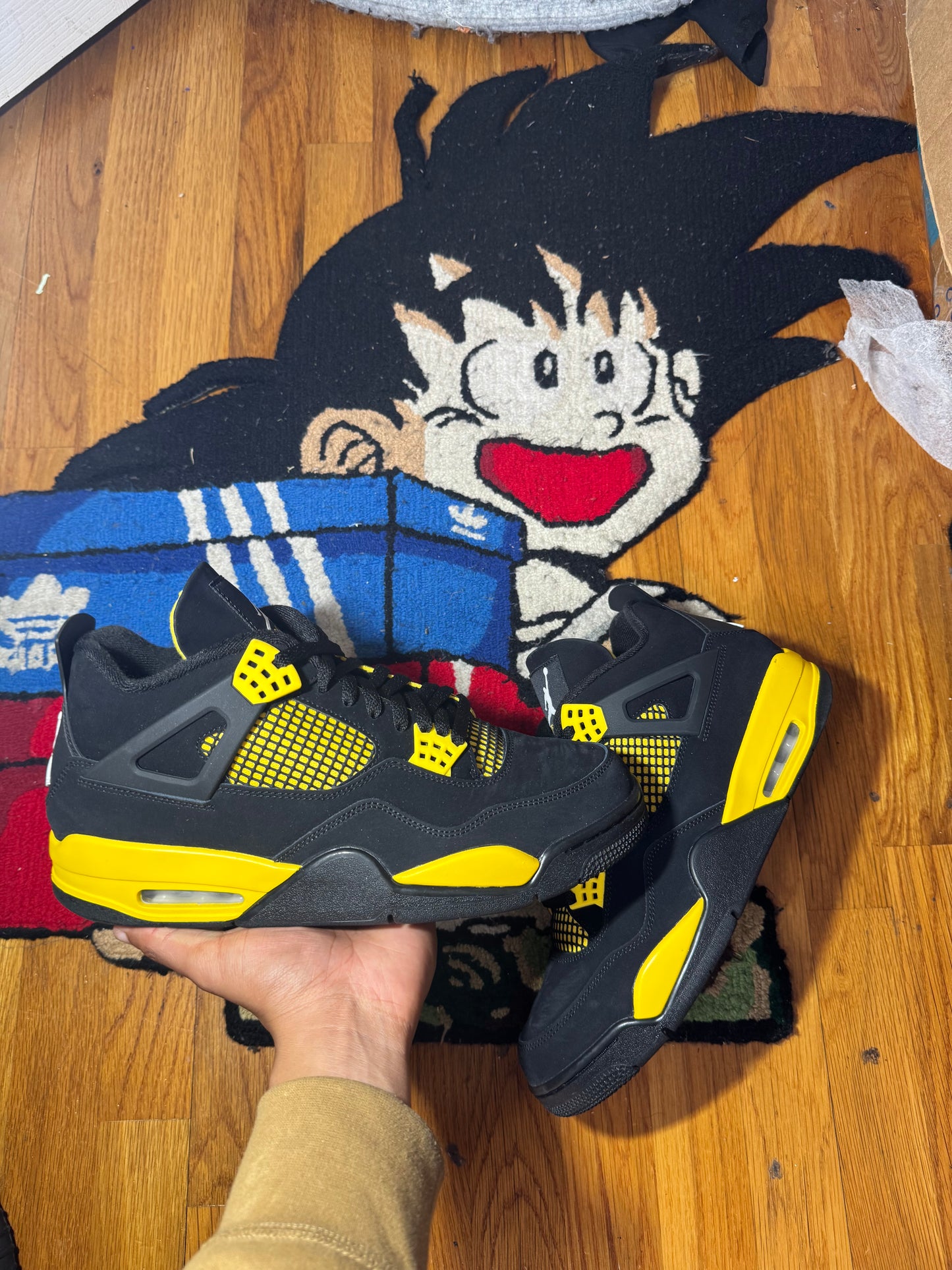 Thunder 4 Sz 12