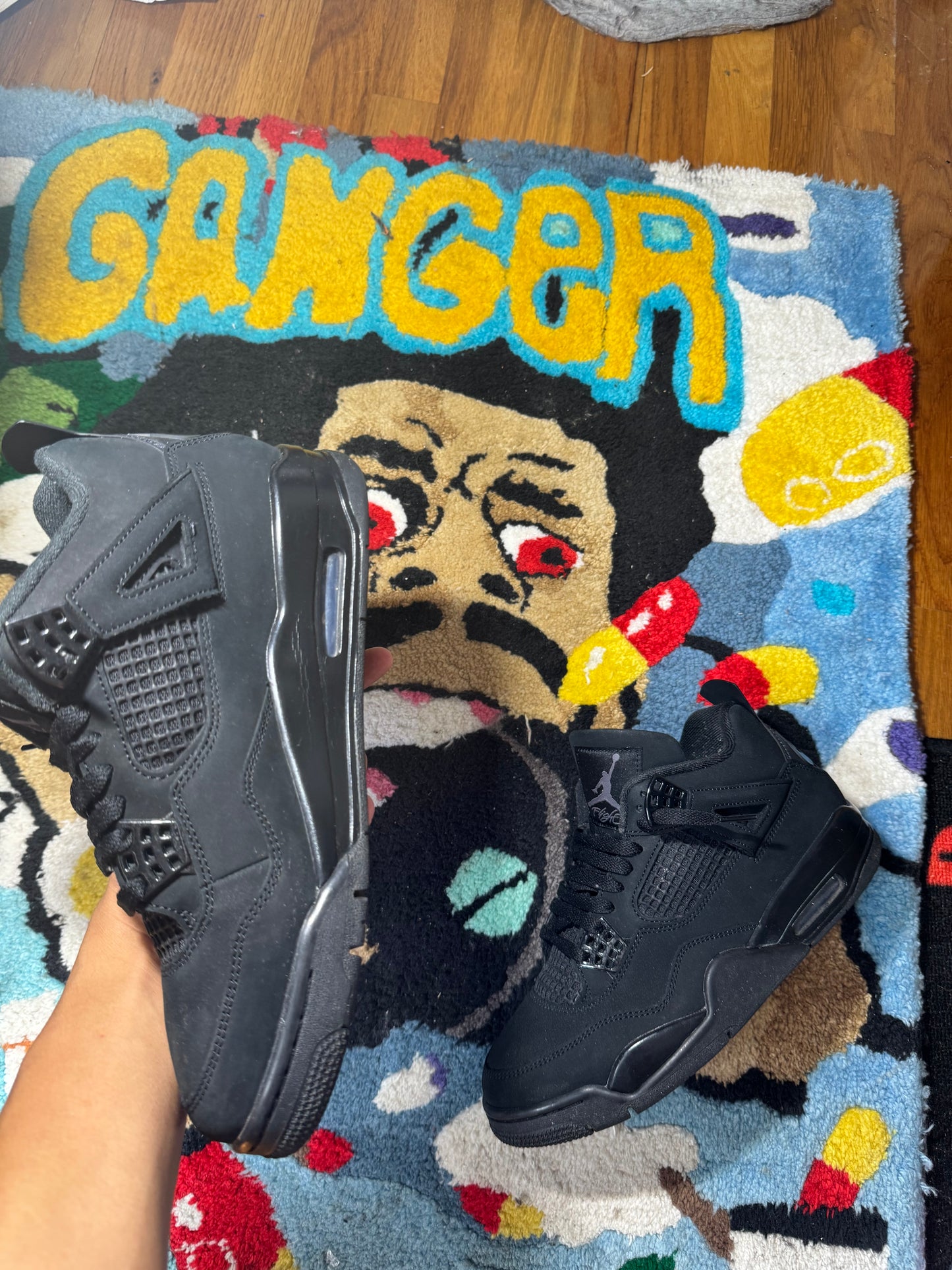 Black cat 4 Sz 9