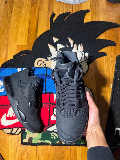 Black cat 4 Sz 12