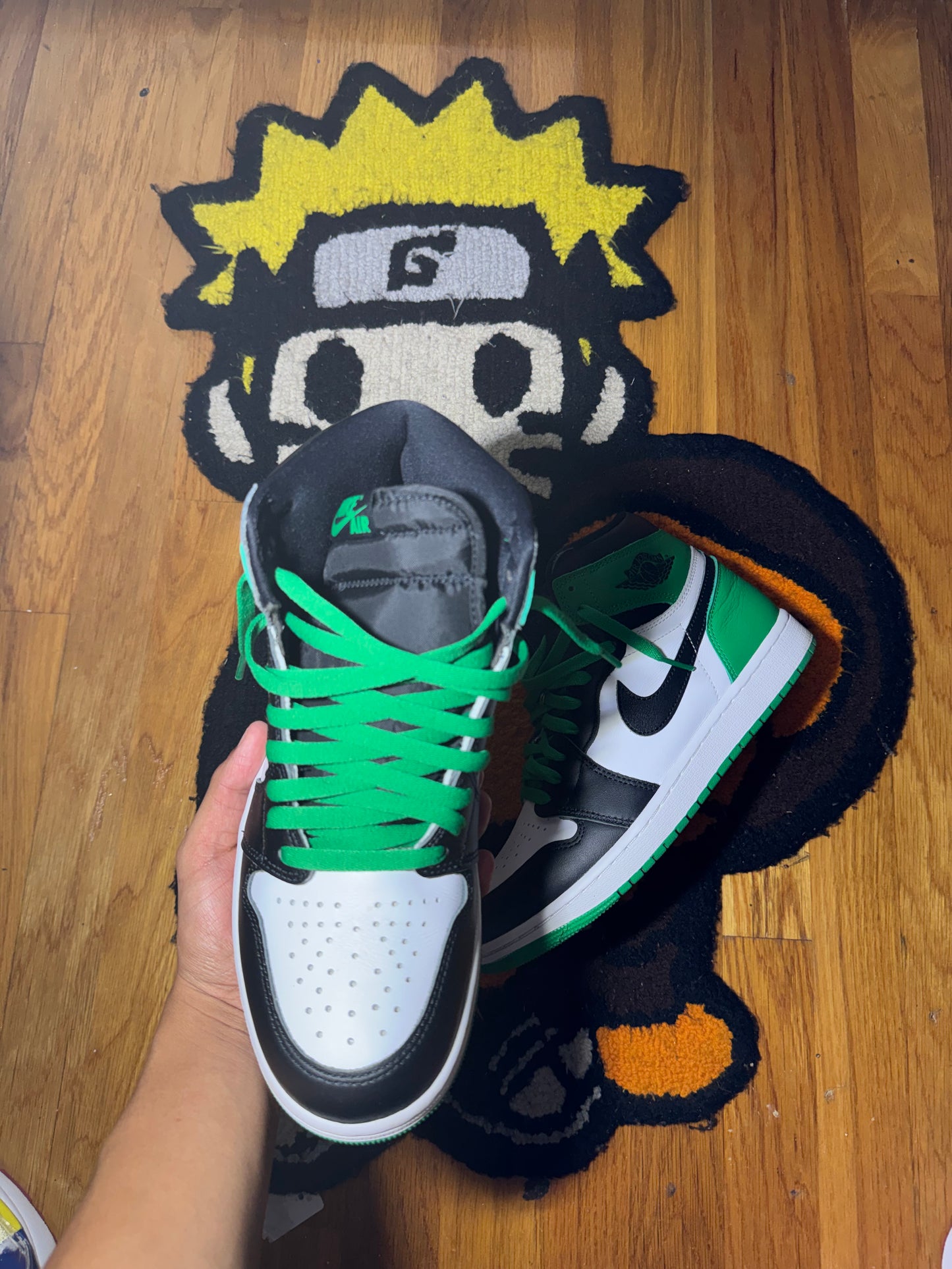 Lucky green 1 Sz 9.5 (has black laces)