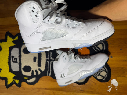 White metallic 5 Sz 13