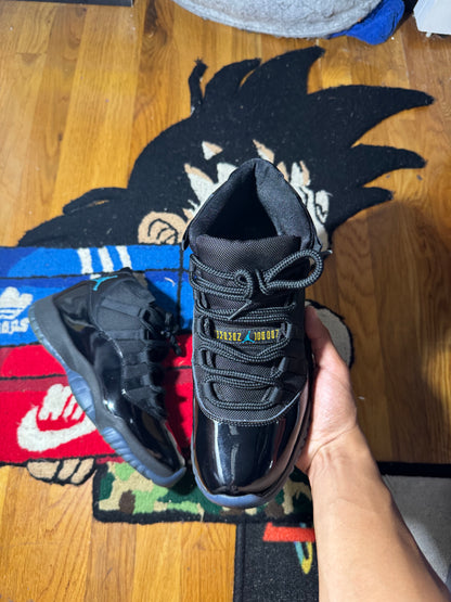 Gamma blue 11 Sz 9.5