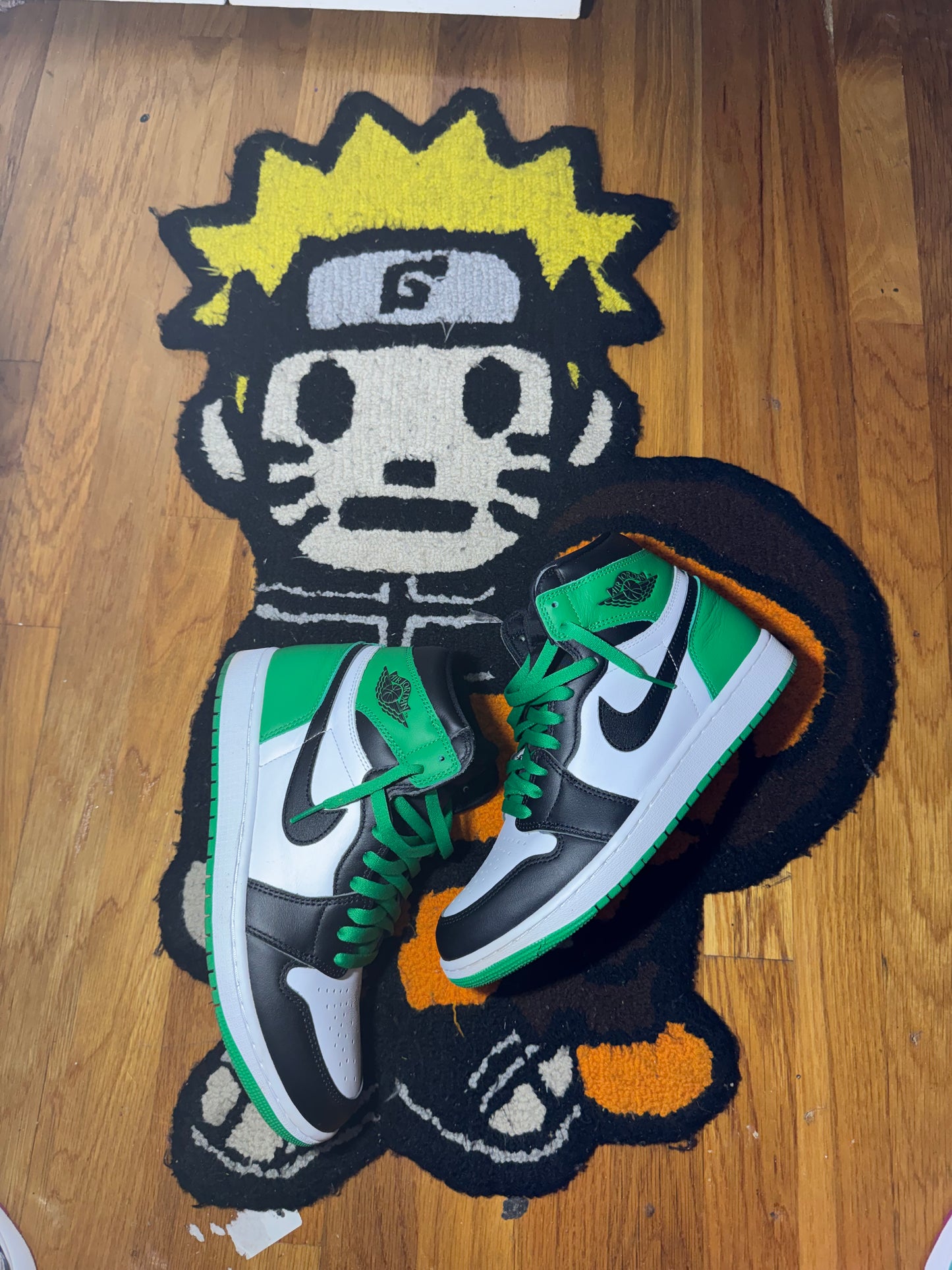 Lucky green 1 Sz 9.5 (has black laces)