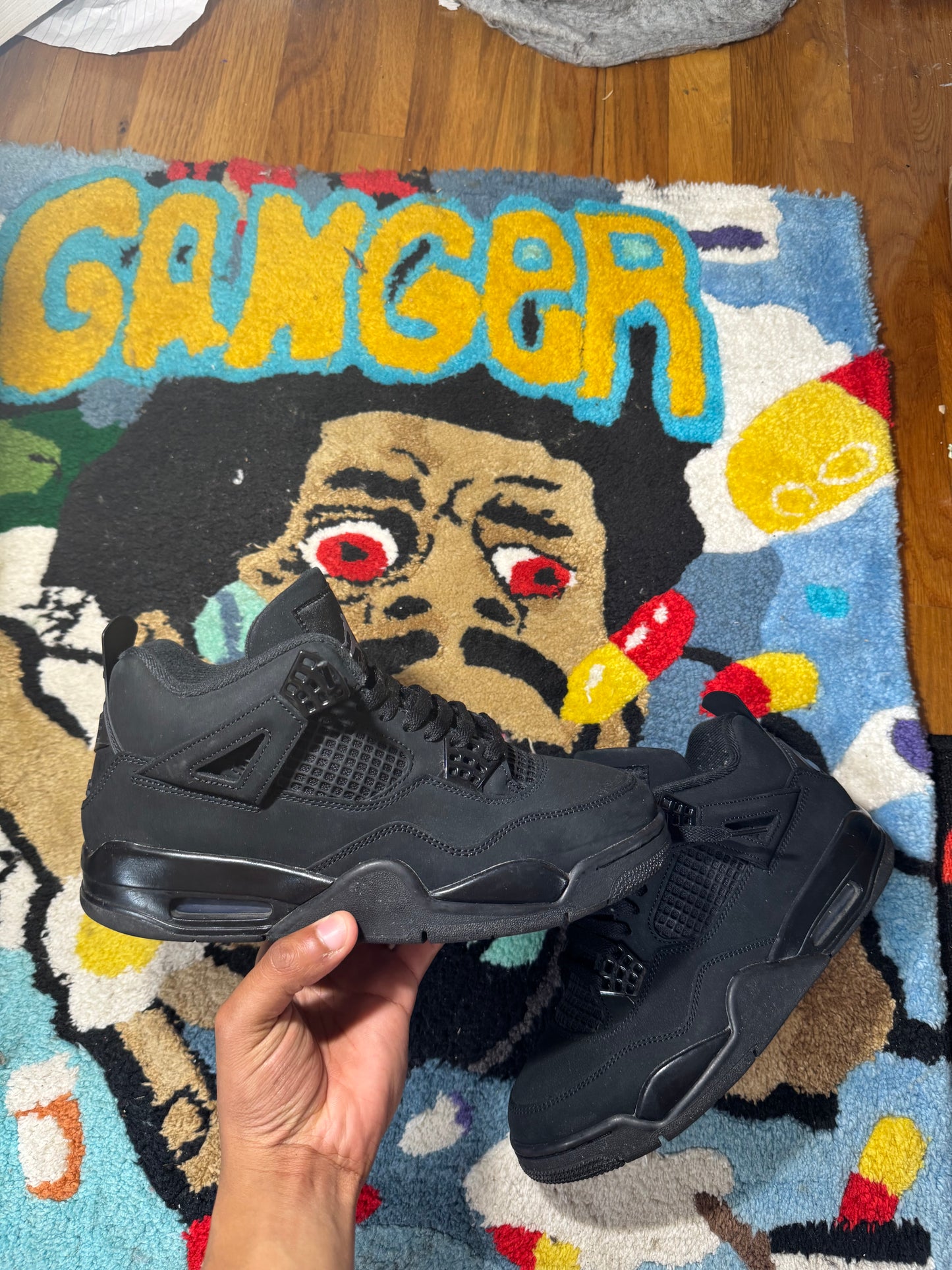 Black cat 4 Sz 9