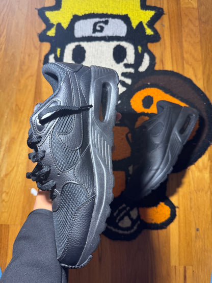 Air max Sz 9 (like new)
