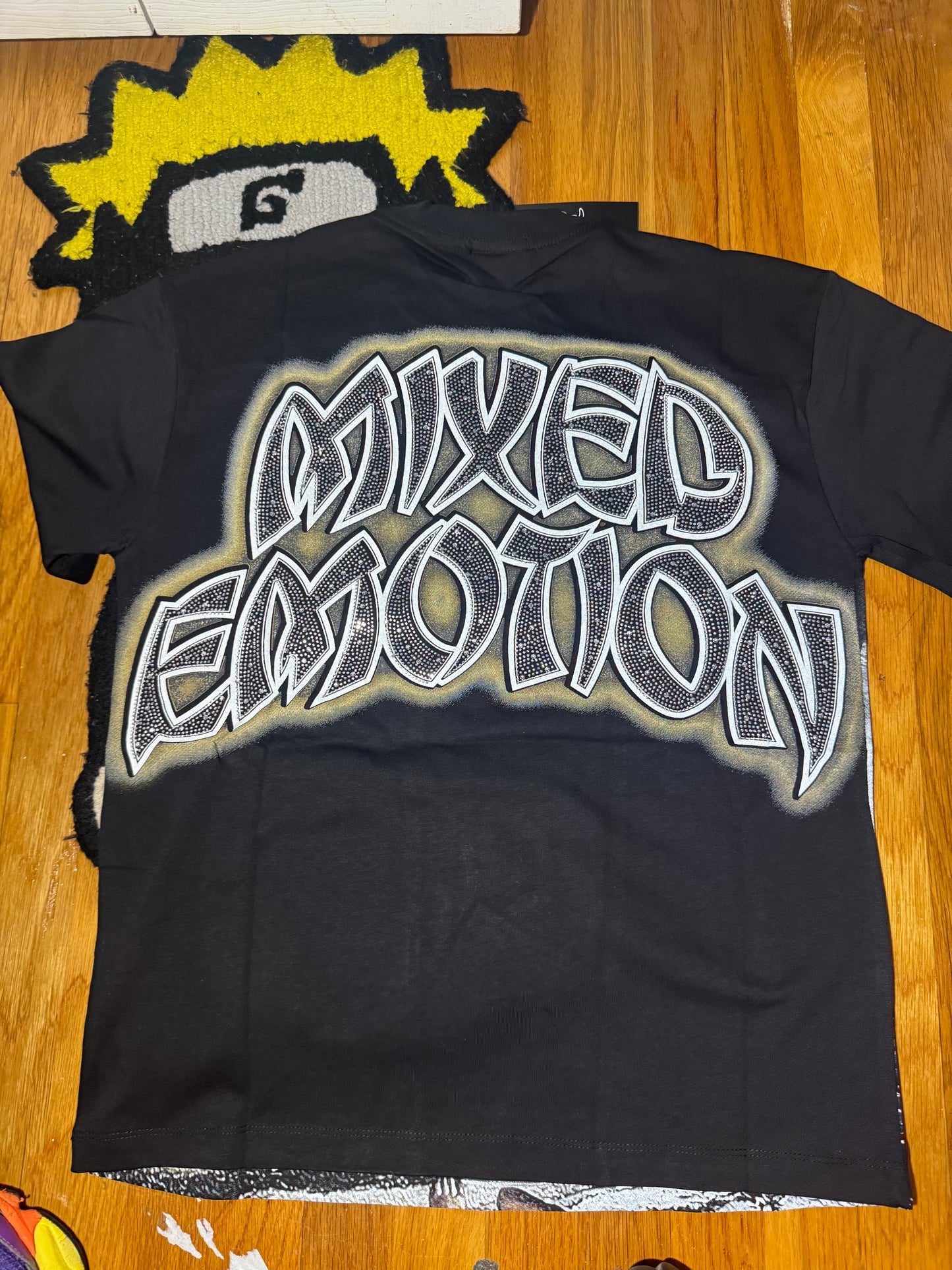 Mixed emotions Sz small