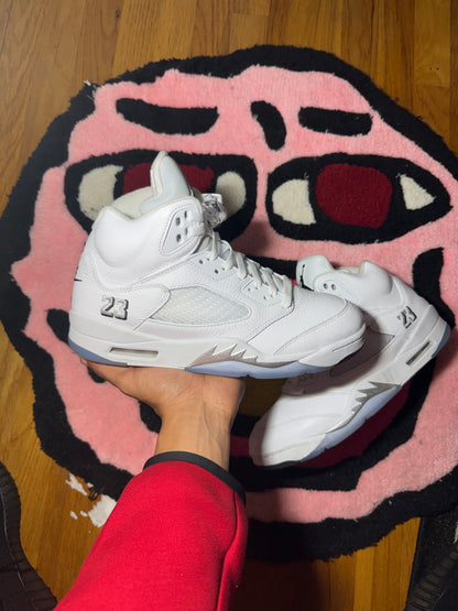 White metallic 5 Sz 9