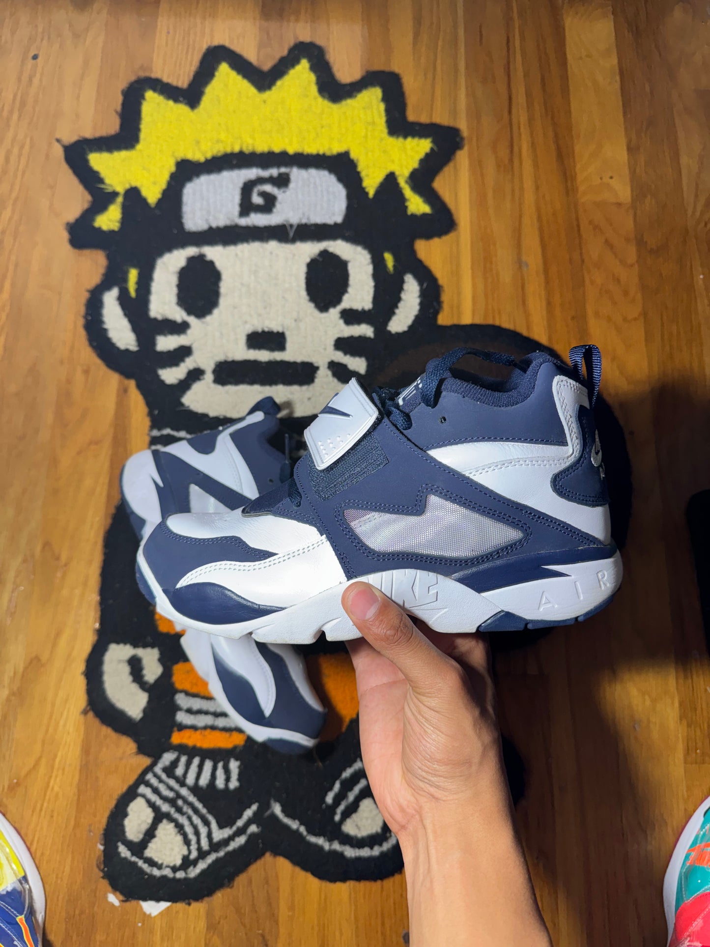 DIAMOND TURF SZ 8