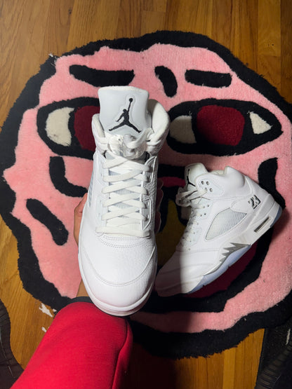 White metallic 5 Sz 9