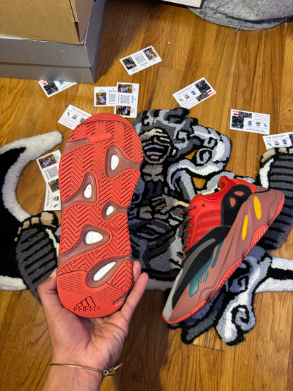 Yeezy Boost 700 "Hi-Res Red" (9.5)